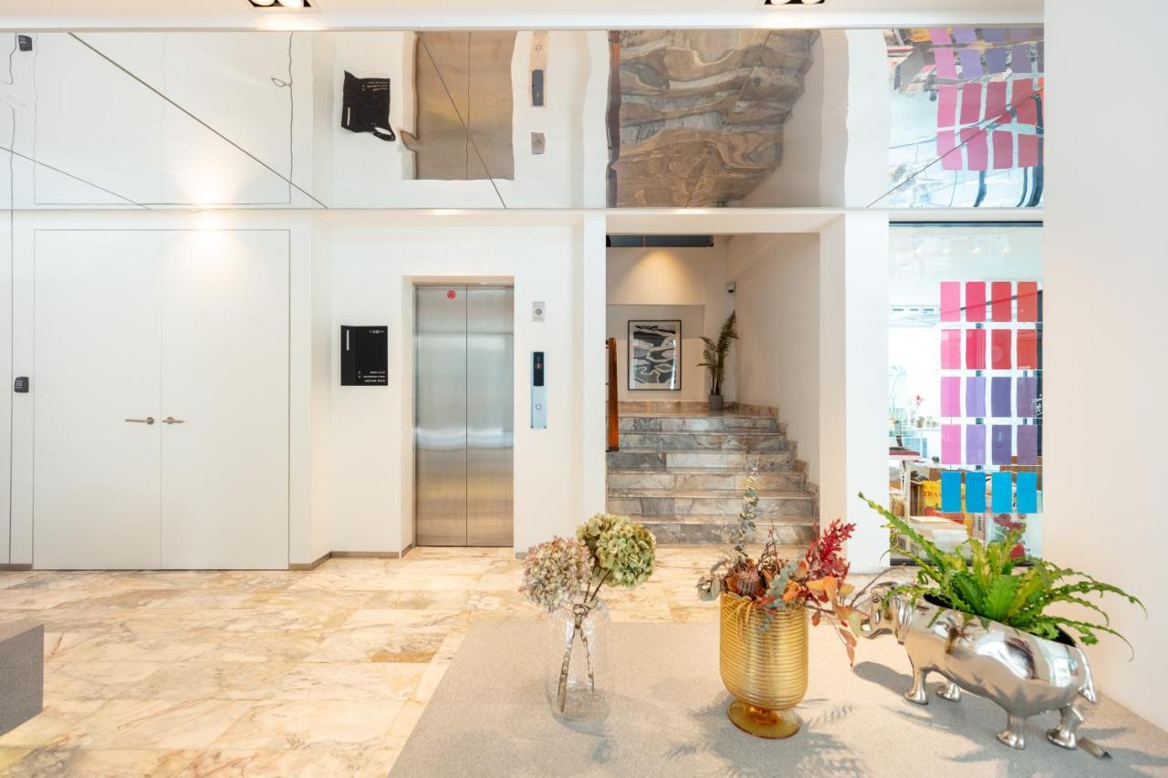 Reno โรงแรม 3*